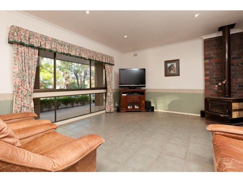 326A Euston Avenue, Cardross VIC 3496