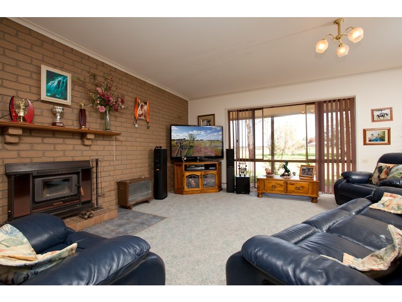 555 Cureton Avenue, Nichols Point VIC 3501