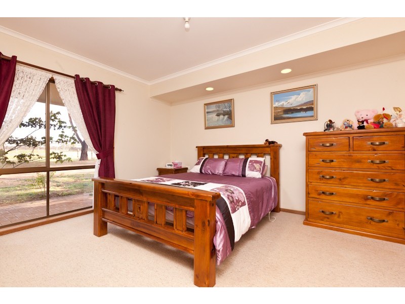 555 Cureton Avenue, Nichols Point VIC 3501