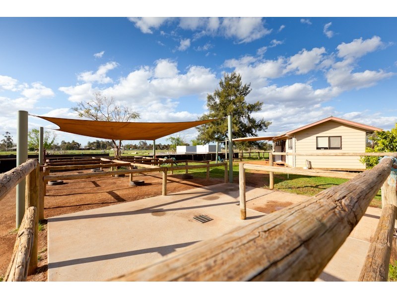 555 Cureton Avenue, Nichols Point VIC 3501
