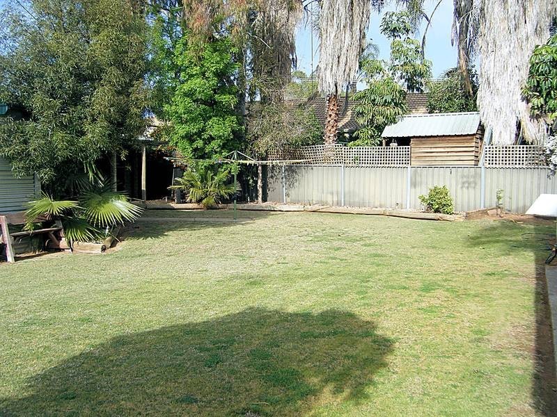 9 Arnot Street, Robinvale VIC 3549