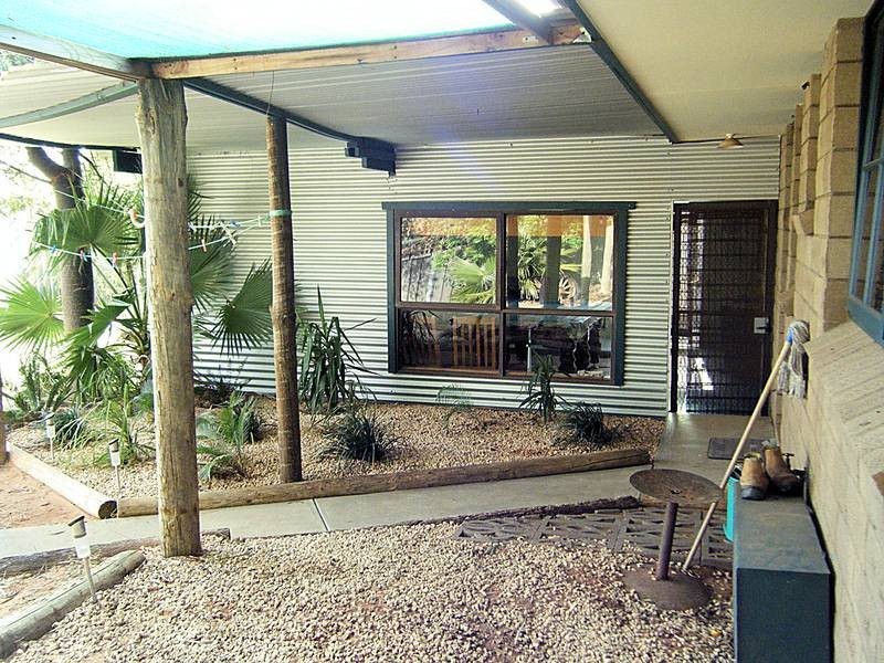 9 Arnot Street, Robinvale VIC 3549