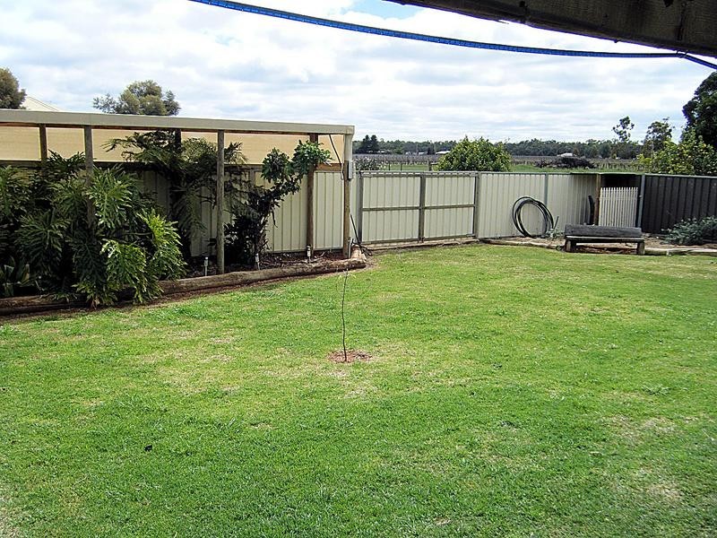 4 Smith Road, Robinvale VIC 3549