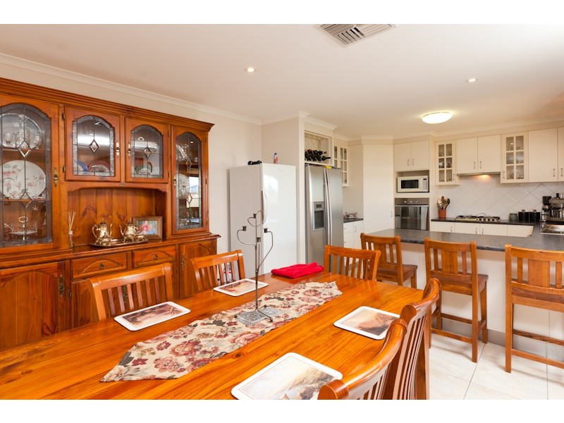 4 Louisiana Court, Mildura VIC 3500