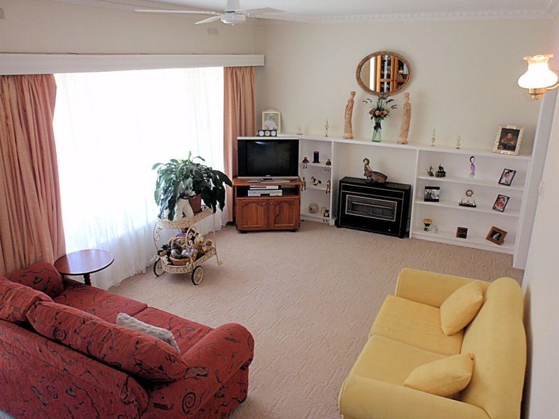 16 Neilpo Street, Dareton NSW 2717