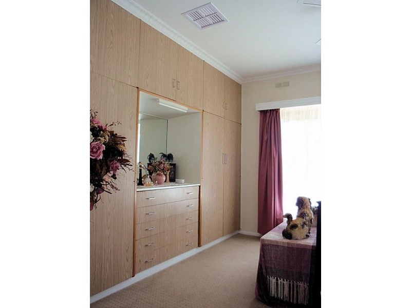 16 Neilpo Street, Dareton NSW 2717