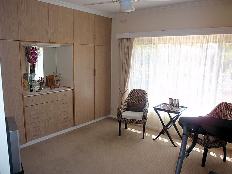 16 Neilpo Street, Dareton NSW 2717