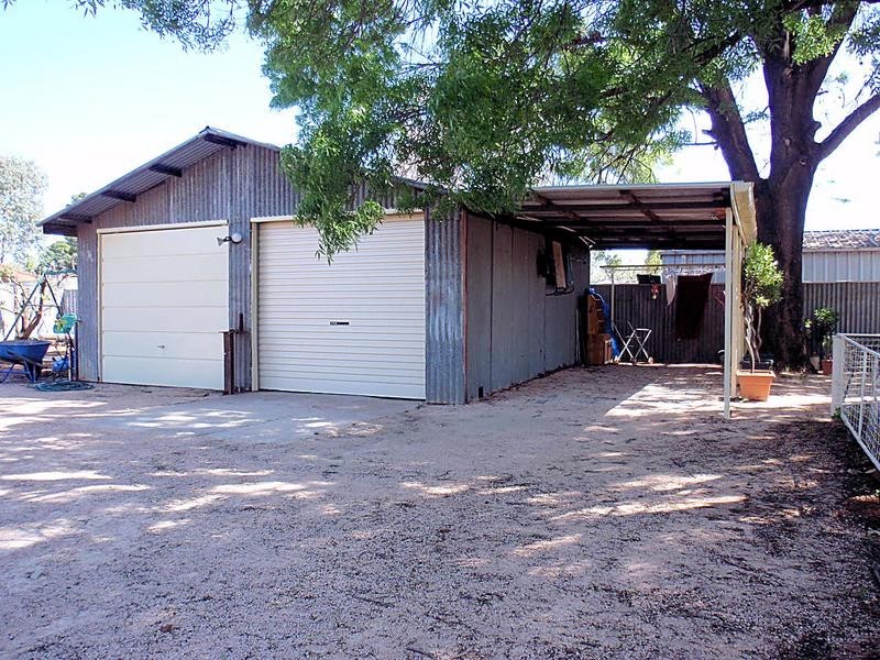 16 Neilpo Street, Dareton NSW 2717