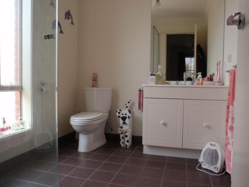 11 Annunziata Court, Mildura VIC 3500