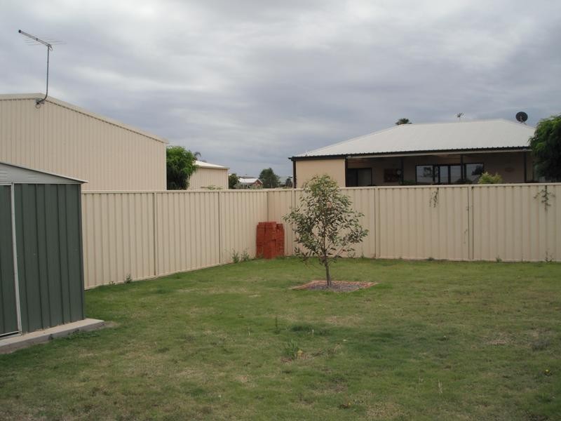 14 Wood Street, Gol Gol NSW 2738