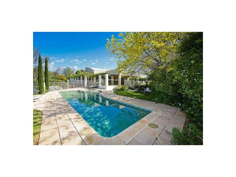 12 Lakeside Drive, Mildura VIC 3500