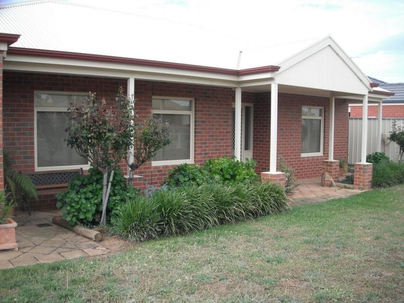 65 Summer Drive, Buronga NSW 2739