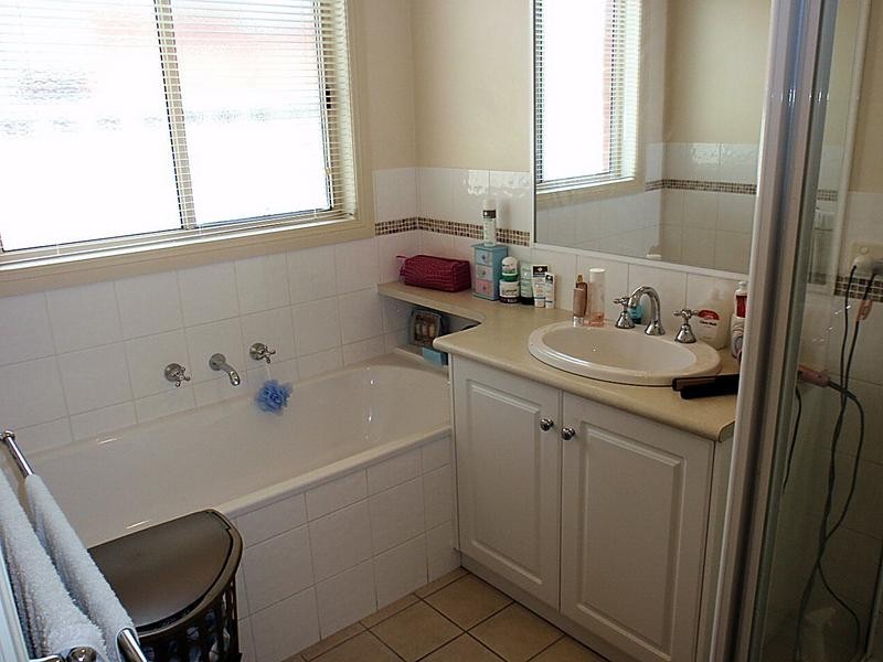 1/2 Harvest Court, Mildura VIC 3500