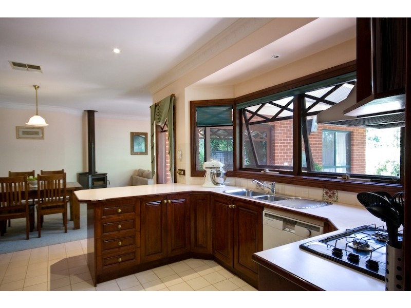 4 Damien Court, Mildura VIC 3500