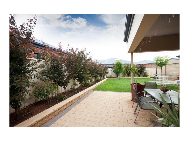 8 Dunlop Court, Mildura VIC 3500