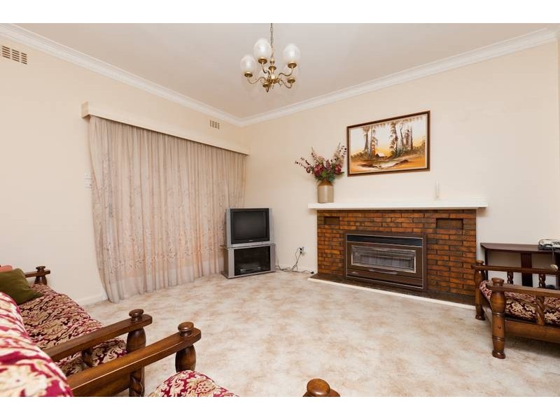 16 Mimosa Avenue, Mildura VIC 3500