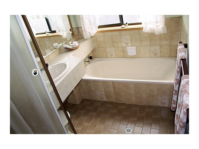 7 Elinda Court, Red Cliffs VIC 3496