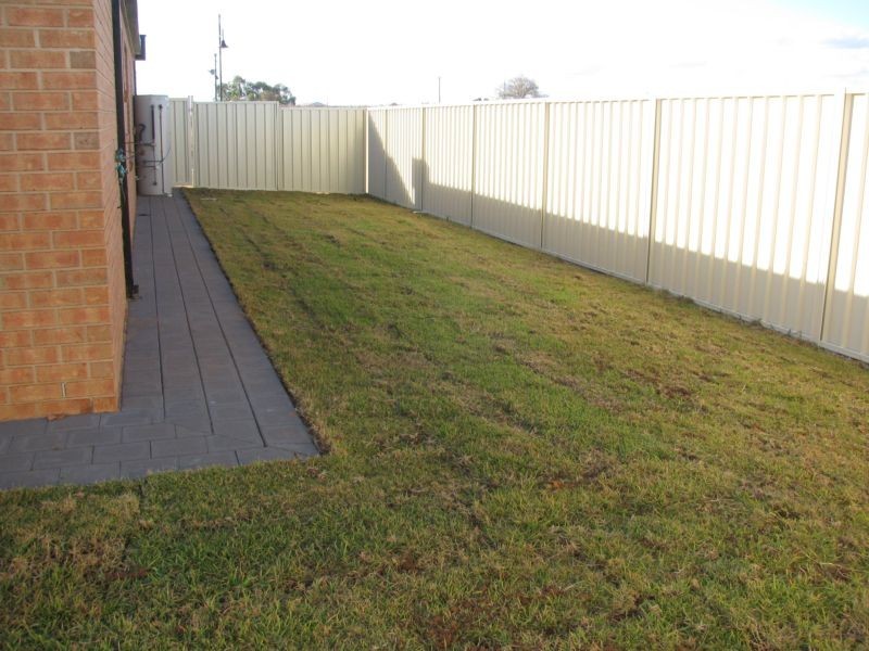 14 Summer Drive, Buronga NSW 2739