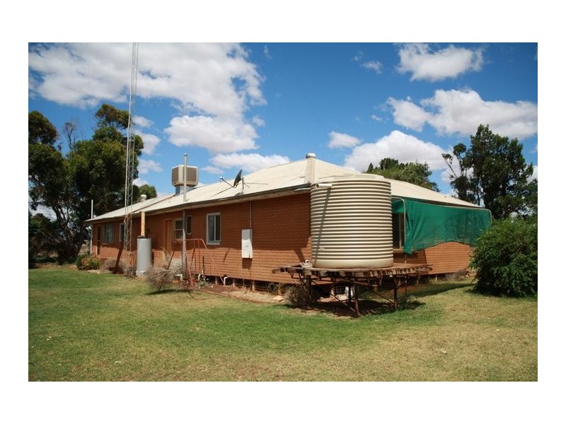 Duncans Road, Meringur VIC 3496