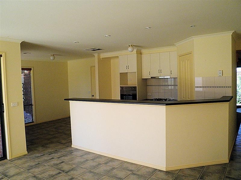 2 Denbeigh Court, Mildura VIC 3500