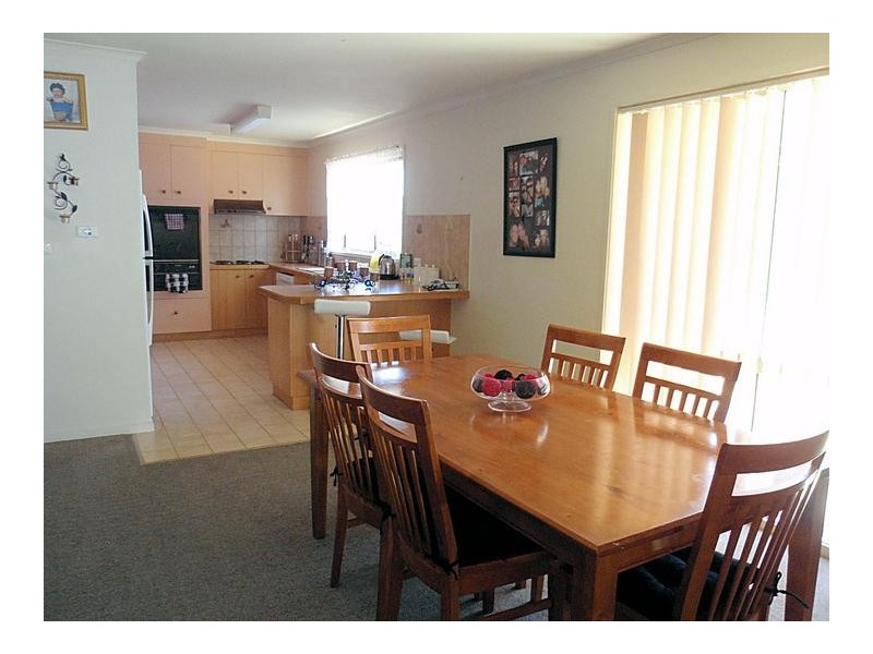 6 Oswald Court, Mildura VIC 3500