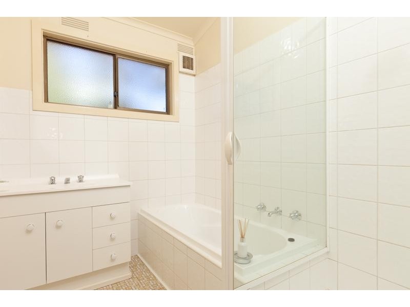 687 Cureton Avenue, Nichols Point VIC 3501