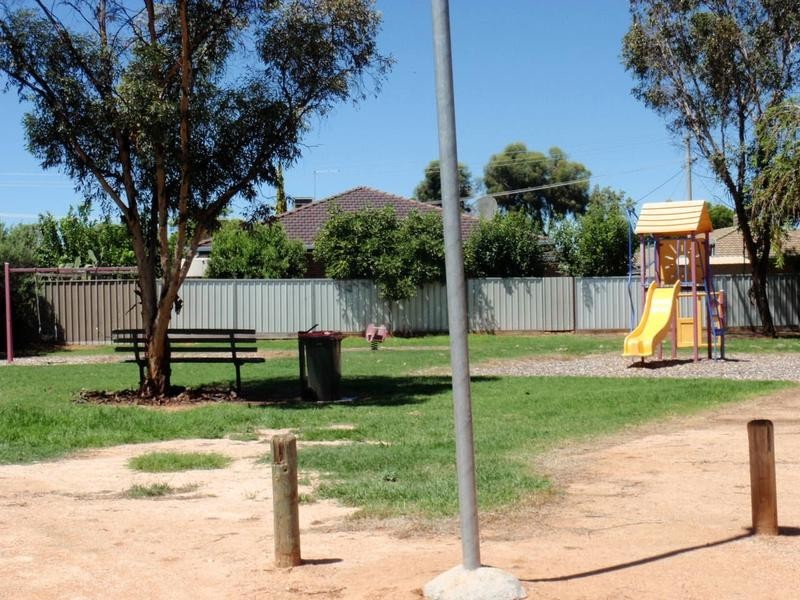 3 Simon Court, Red Cliffs VIC 3496