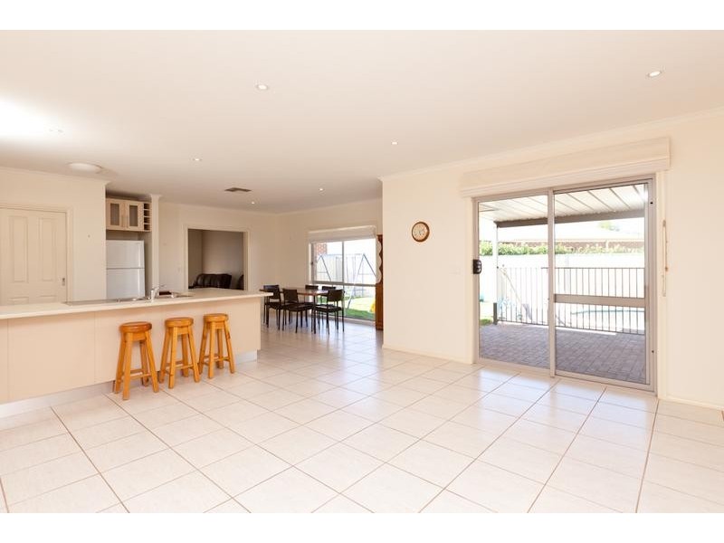 7 Louisiana Court, Mildura VIC 3500