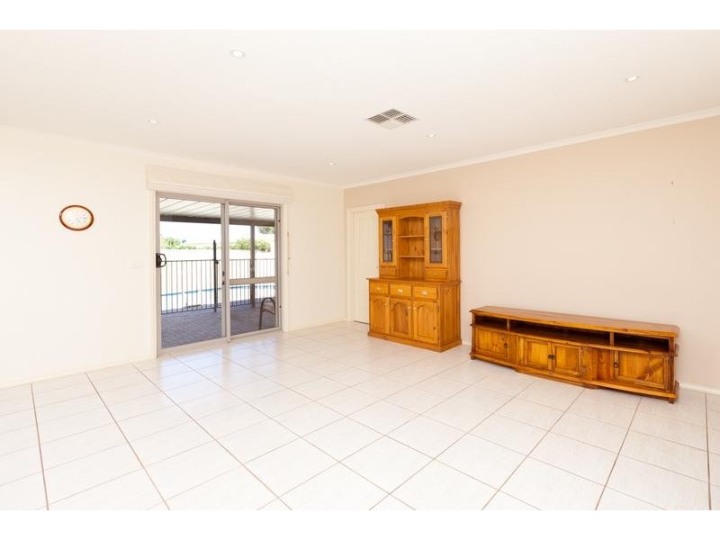 7 Louisiana Court, Mildura VIC 3500