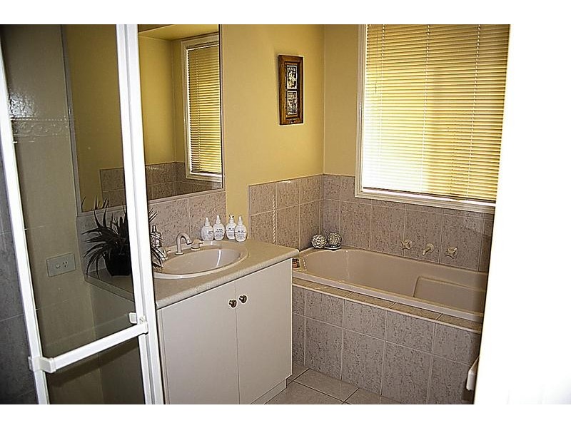 19 Olympic Way, Mildura VIC 3500