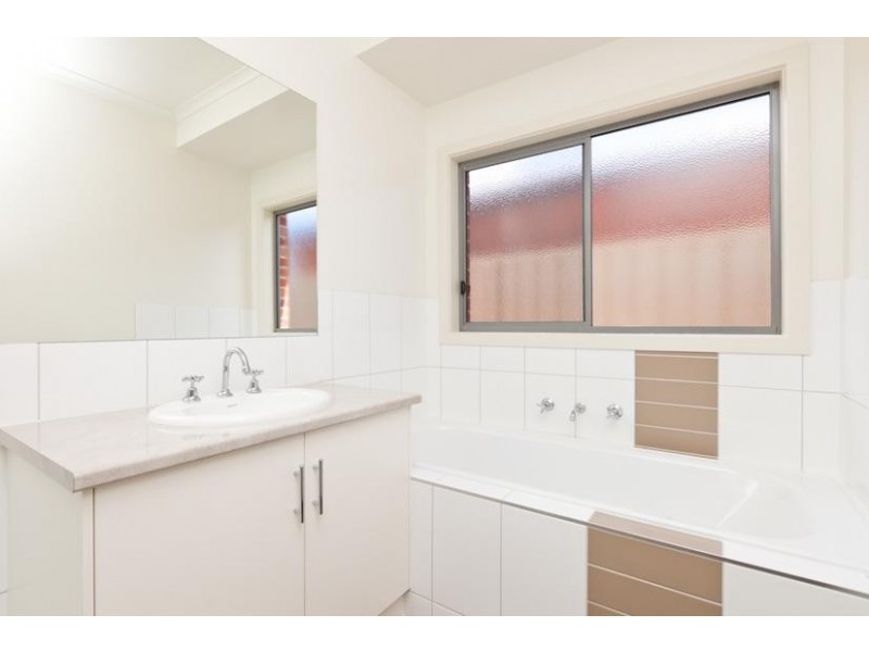 16 John Monash Boulevard, Mildura VIC 3500