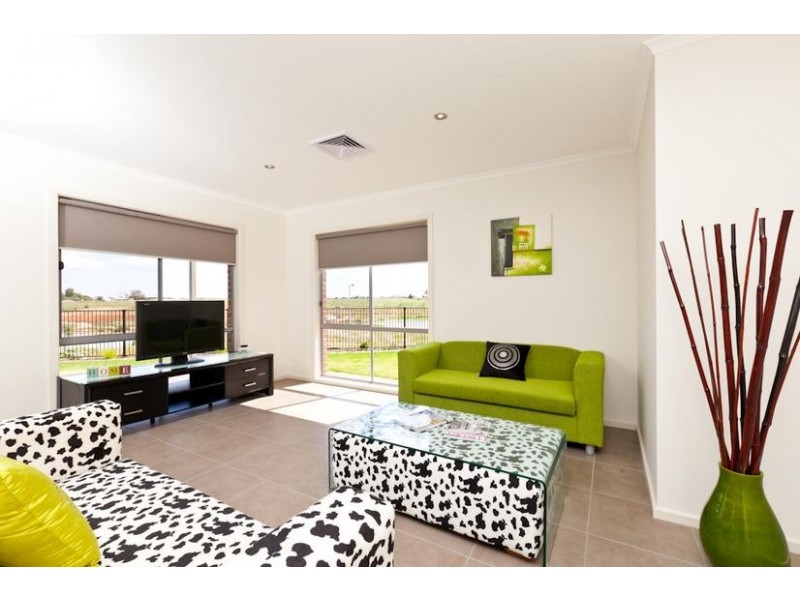 16 John Monash Boulevard, Mildura VIC 3500