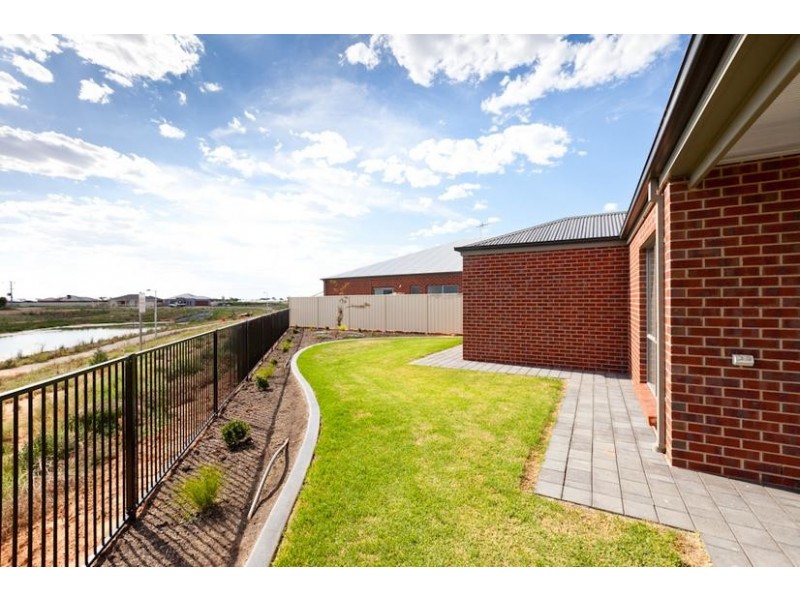 16 John Monash Boulevard, Mildura VIC 3500