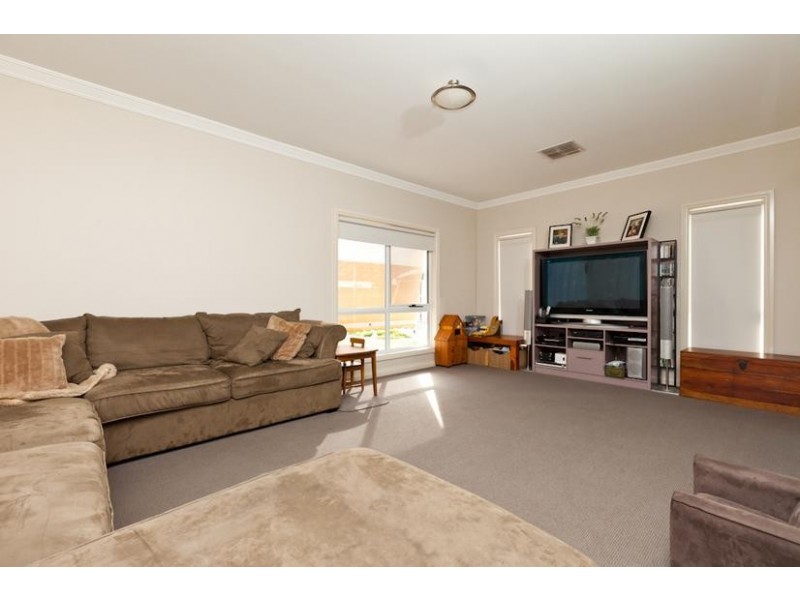 10 Marziano Drive, Mildura VIC 3500