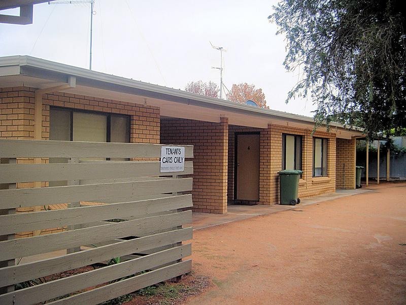 3/11 Pooley Street, Buronga NSW 2739