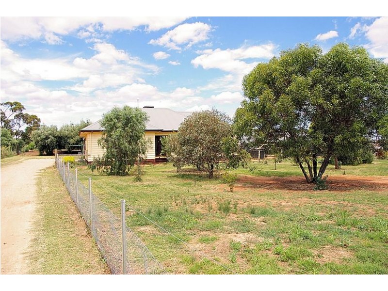 487 Myall Street, Cardross VIC 3496