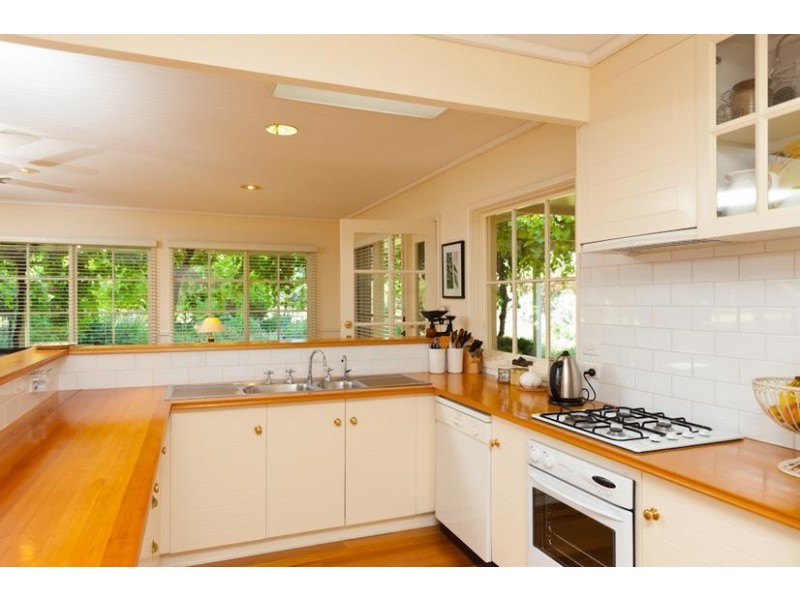 595 Cureton Avenue, Nichols Point VIC 3501