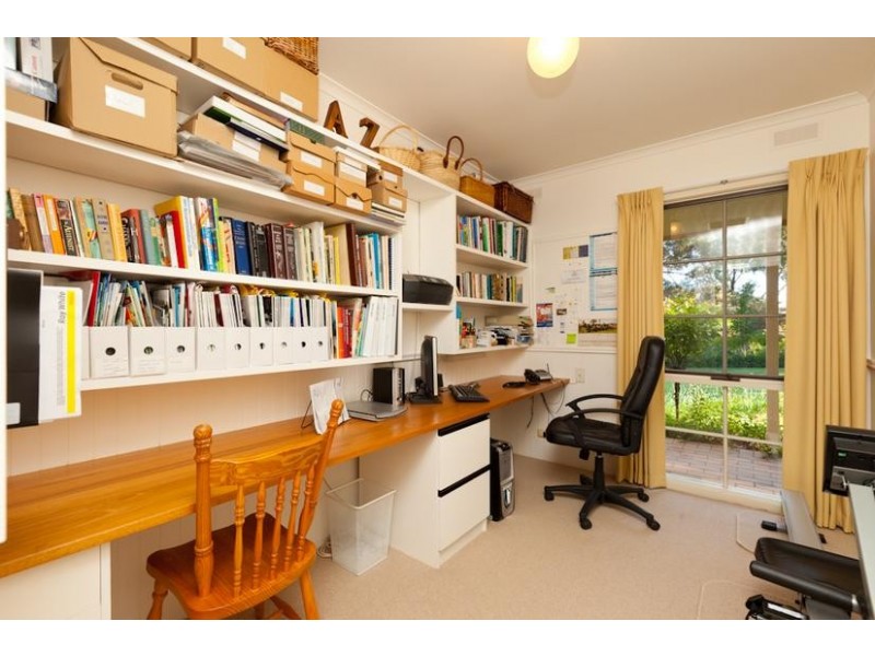 595 Cureton Avenue, Nichols Point VIC 3501