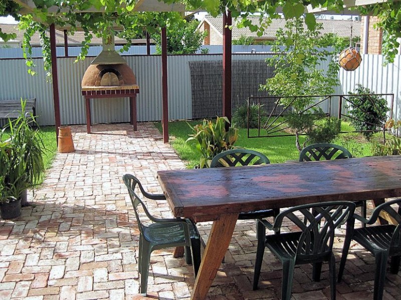 12 Le Pedeleure Avenue, Mildura VIC 3500