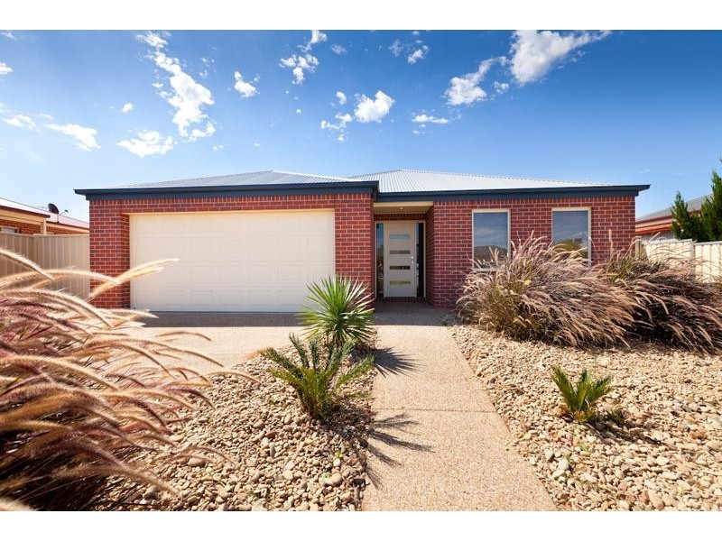4 Canterbury Drive, Mildura VIC 3500
