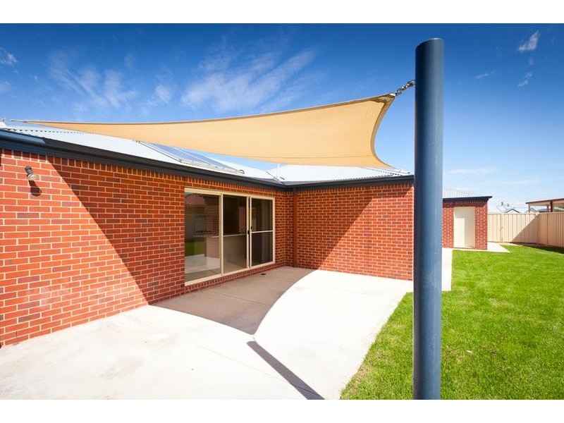 4 Canterbury Drive, Mildura VIC 3500