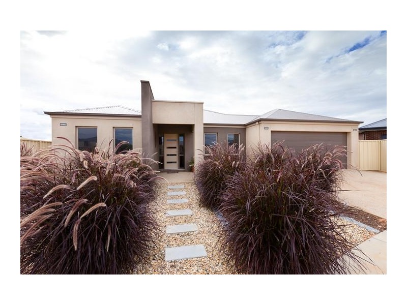 4 Reuben Lock Court, Mildura VIC 3500
