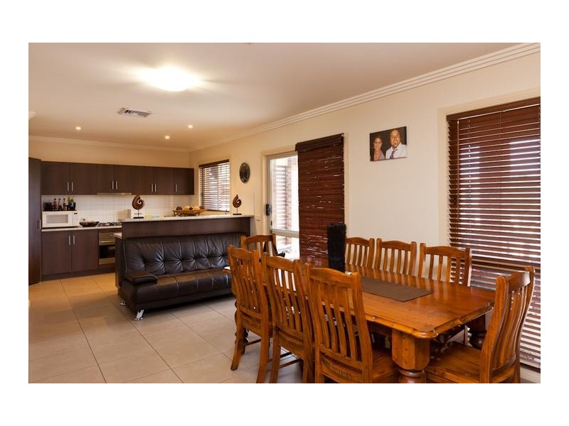 4 Reuben Lock Court, Mildura VIC 3500