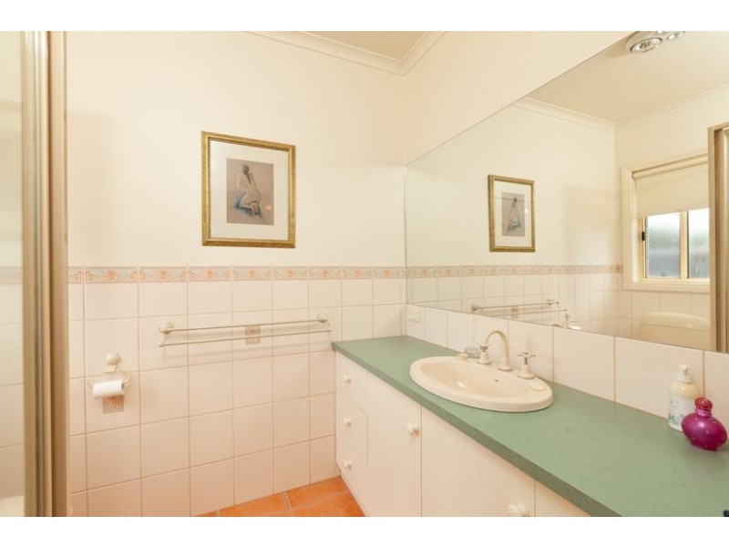 12 Nancy Court, Mildura VIC 3500