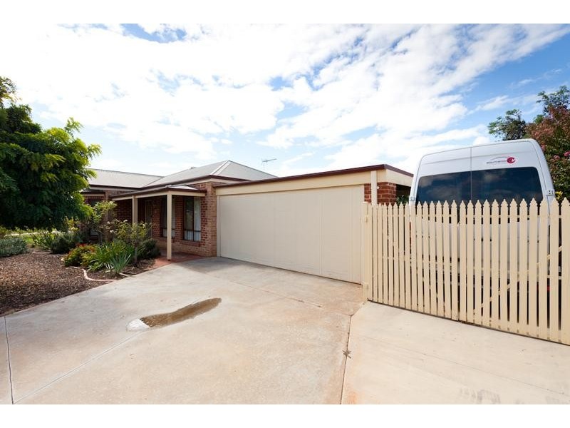 12 Nancy Court, Mildura VIC 3500