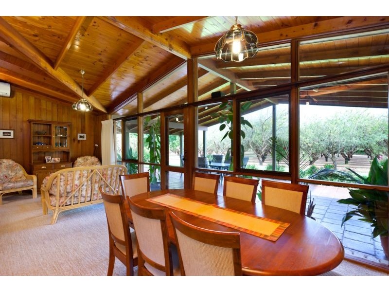 255 Dumosa St, Red Cliffs VIC 3496