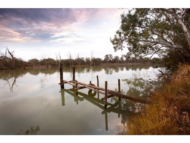 Sturt Highway, Gol Gol NSW 2738