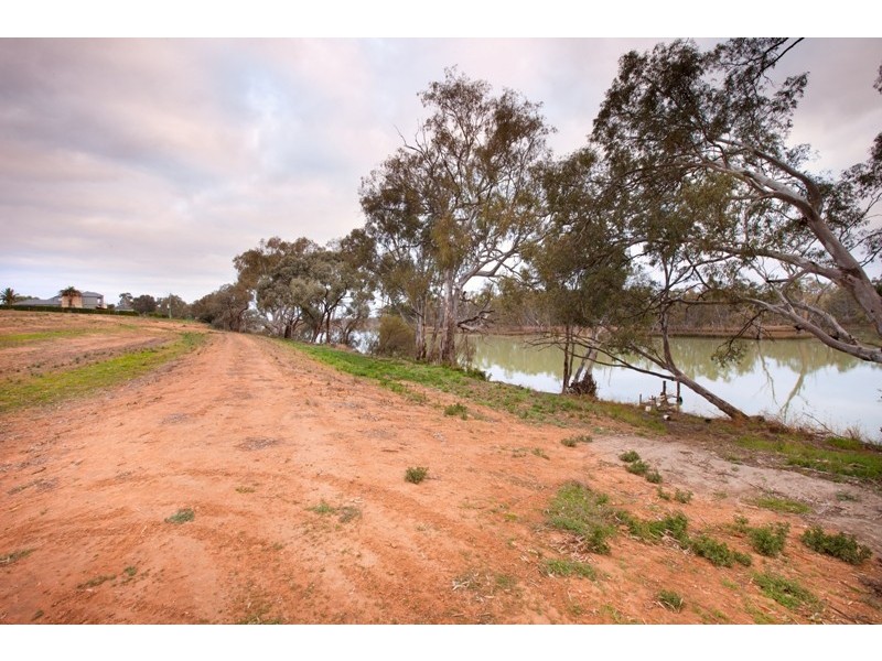 Sturt Highway, Gol Gol NSW 2738