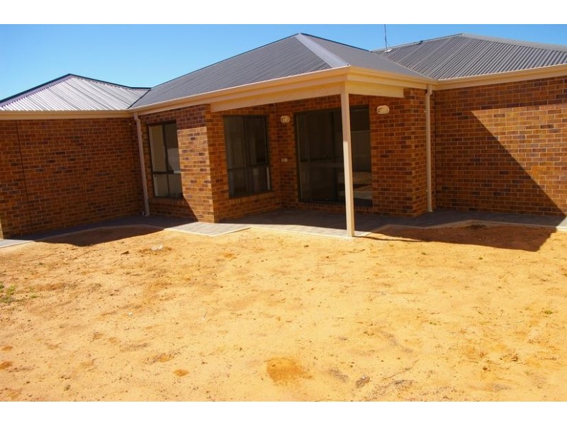 15 Rita Drive, Mildura VIC 3500