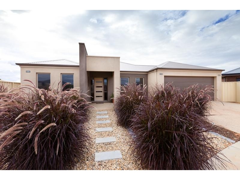 4 Reuben Lock Court, Mildura VIC 3500